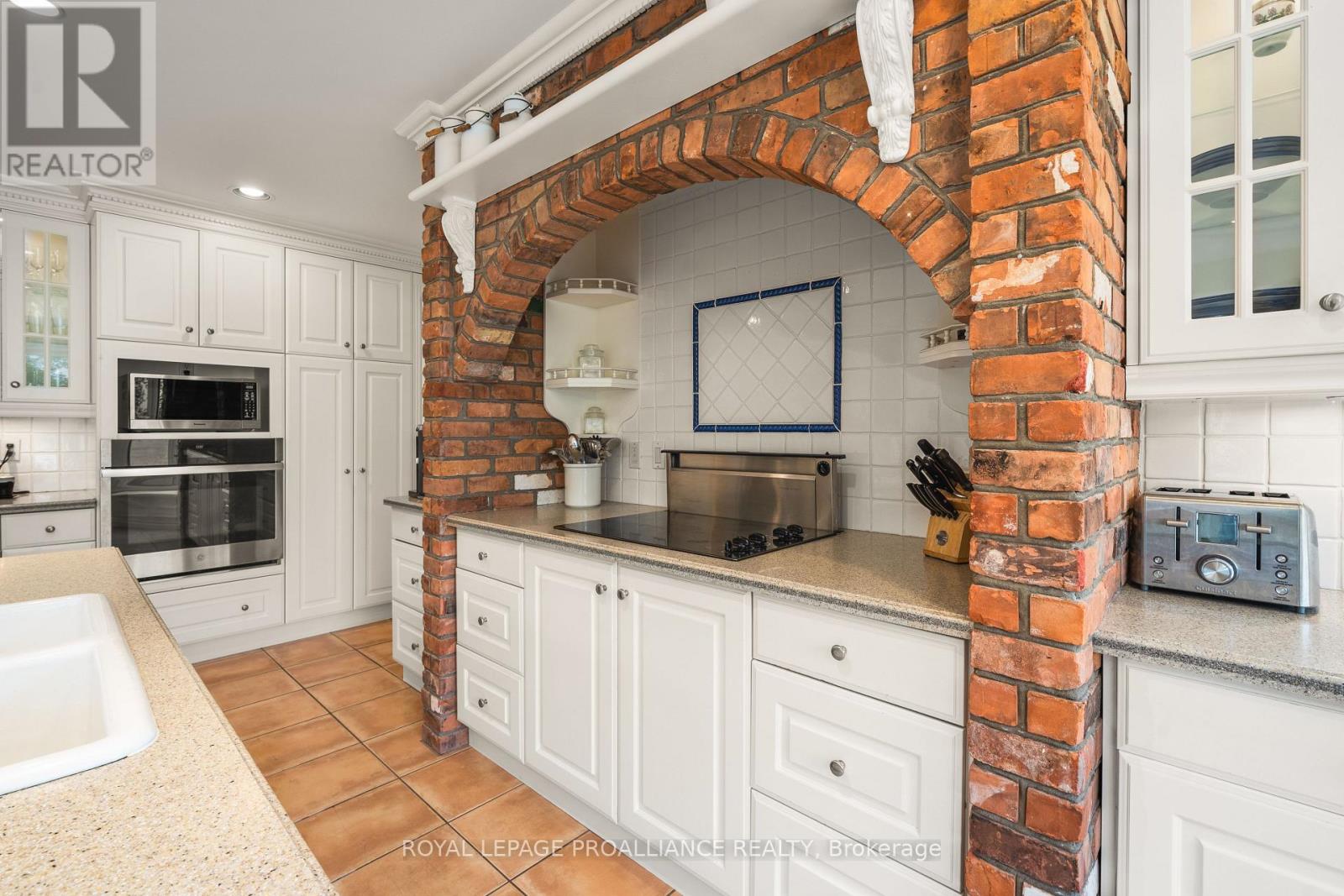 23 Quigg Lane, Prince Edward County, Ontario  K0K 1L0 - Photo 13 - X12177860