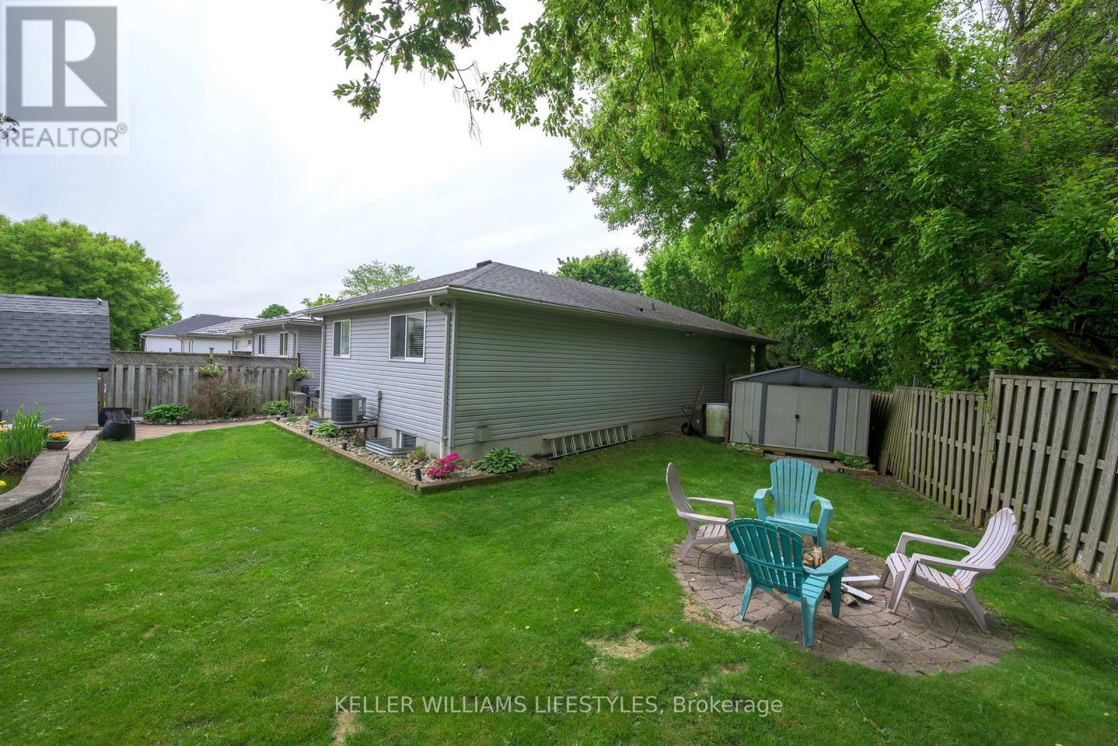 1850 Purcell Drive, London East, Ontario  N5W 6E3 - Photo 5 - X12177831