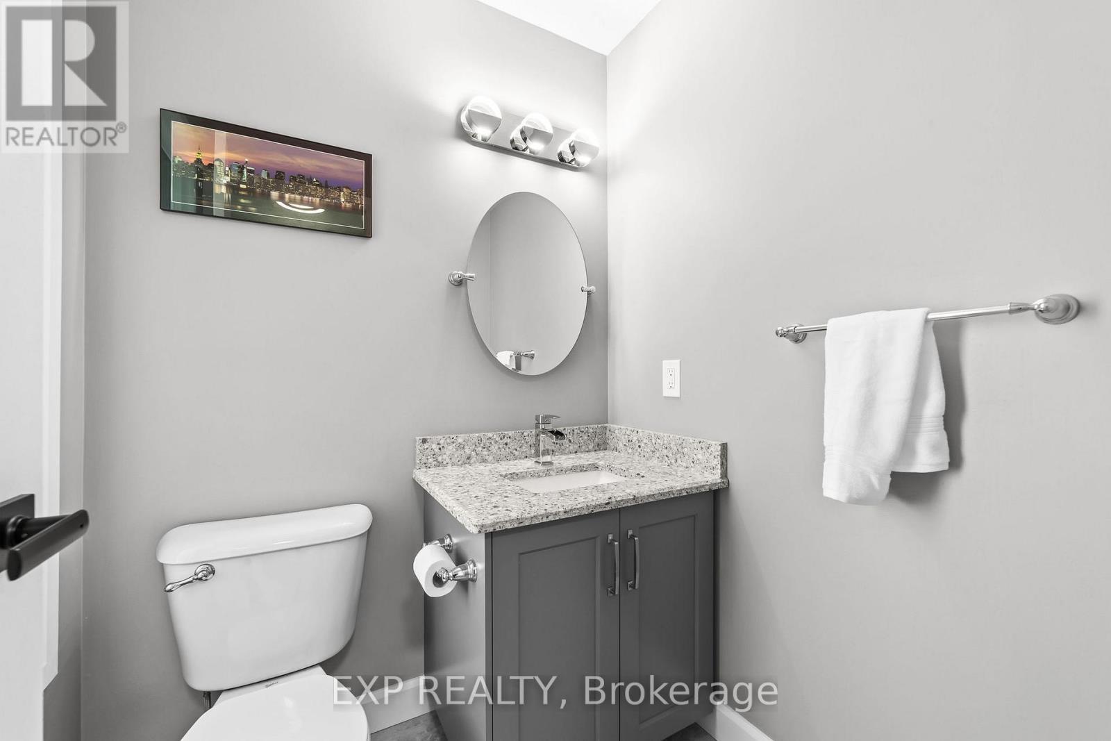 Photo 14 of 45 for 673 Sprucewood Drive