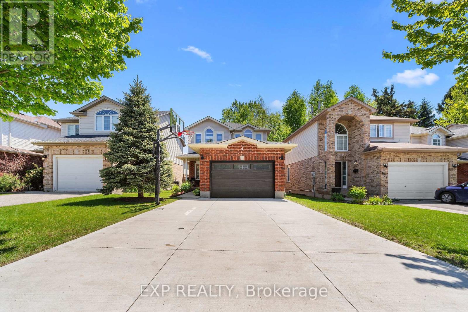 673 Sprucewood Drive, London North, Ontario  N5X 4L5 - Photo 40 - X12177876