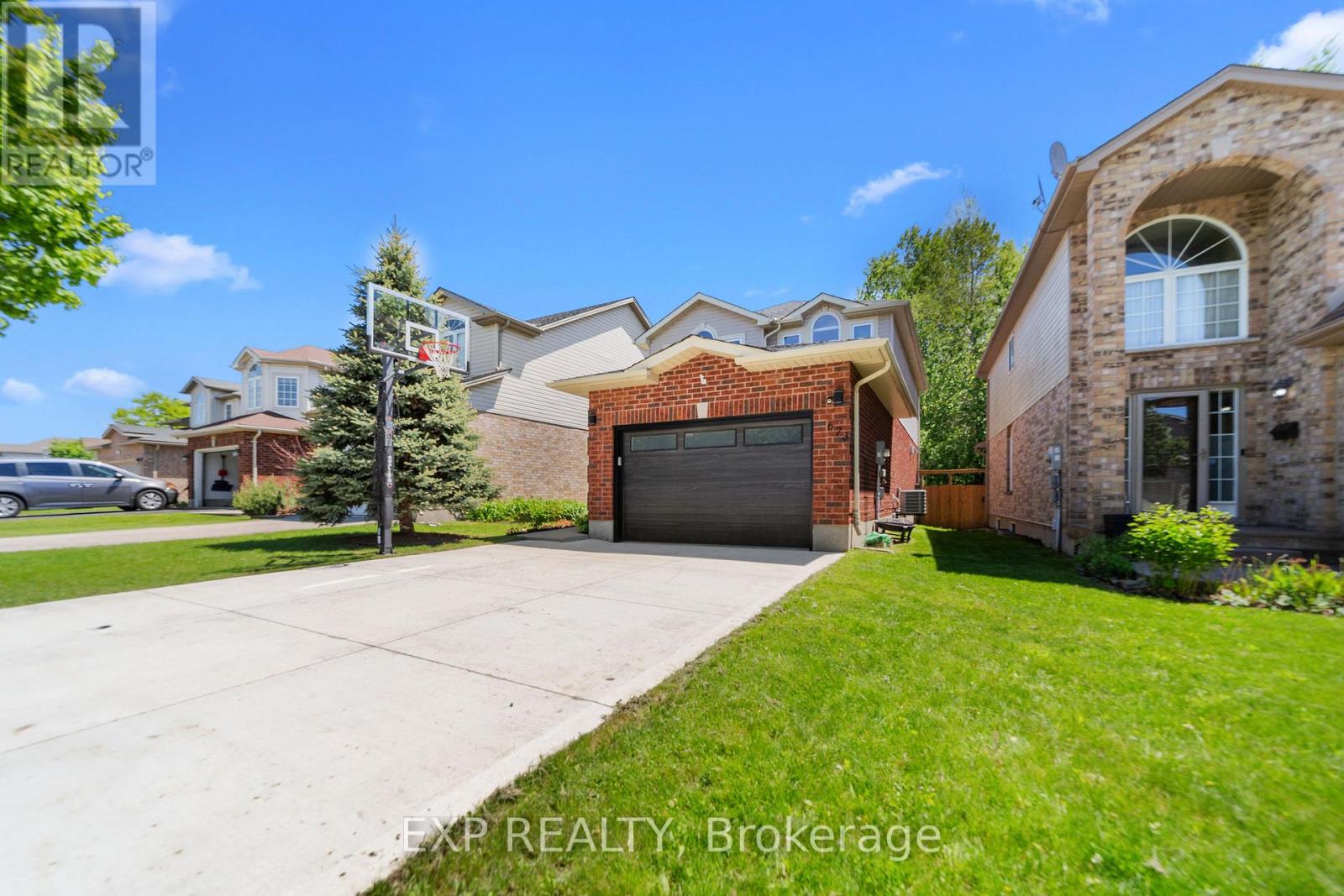 Photo 41 of 45 for 673 Sprucewood Drive