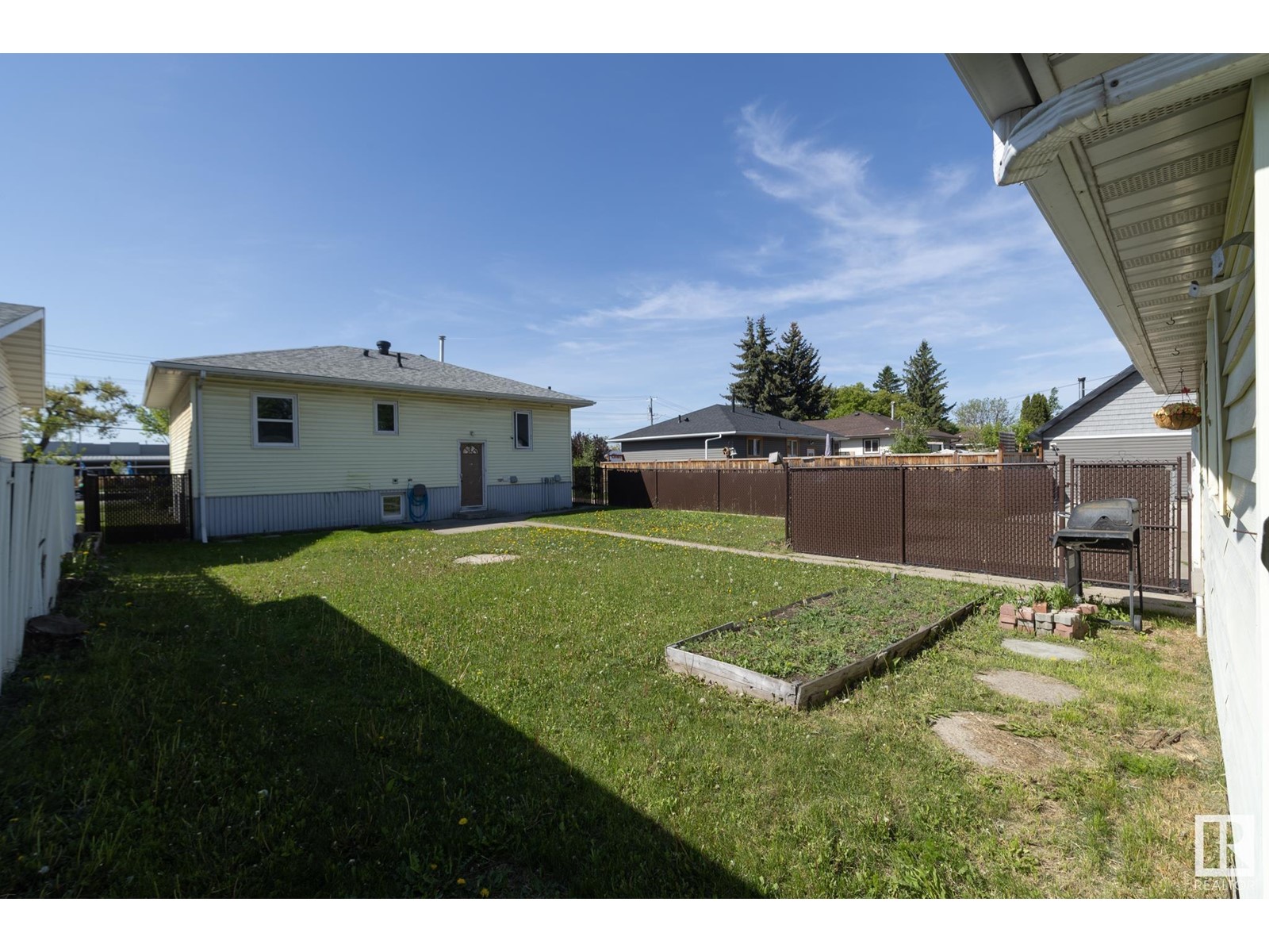 9764 63 Av Nw, Edmonton, Alberta  T6E 0G6 - Photo 56 - E4438814