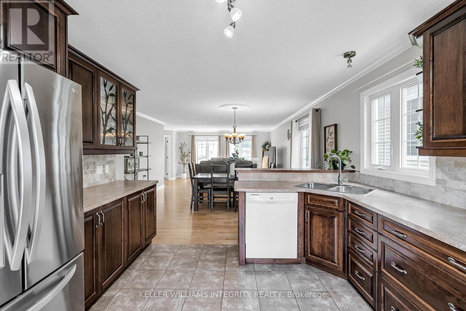 650 Des Erables Promenade, Casselman, Ontario  K0A 1M0 - Photo 11 - X12177832