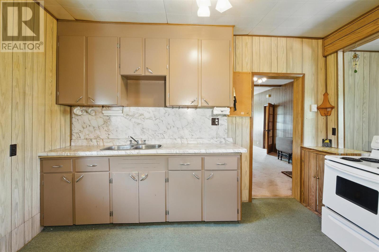 70 Michigan Ave, Blind River, Ontario  P0R 1B0 - Photo 21 - SM251254