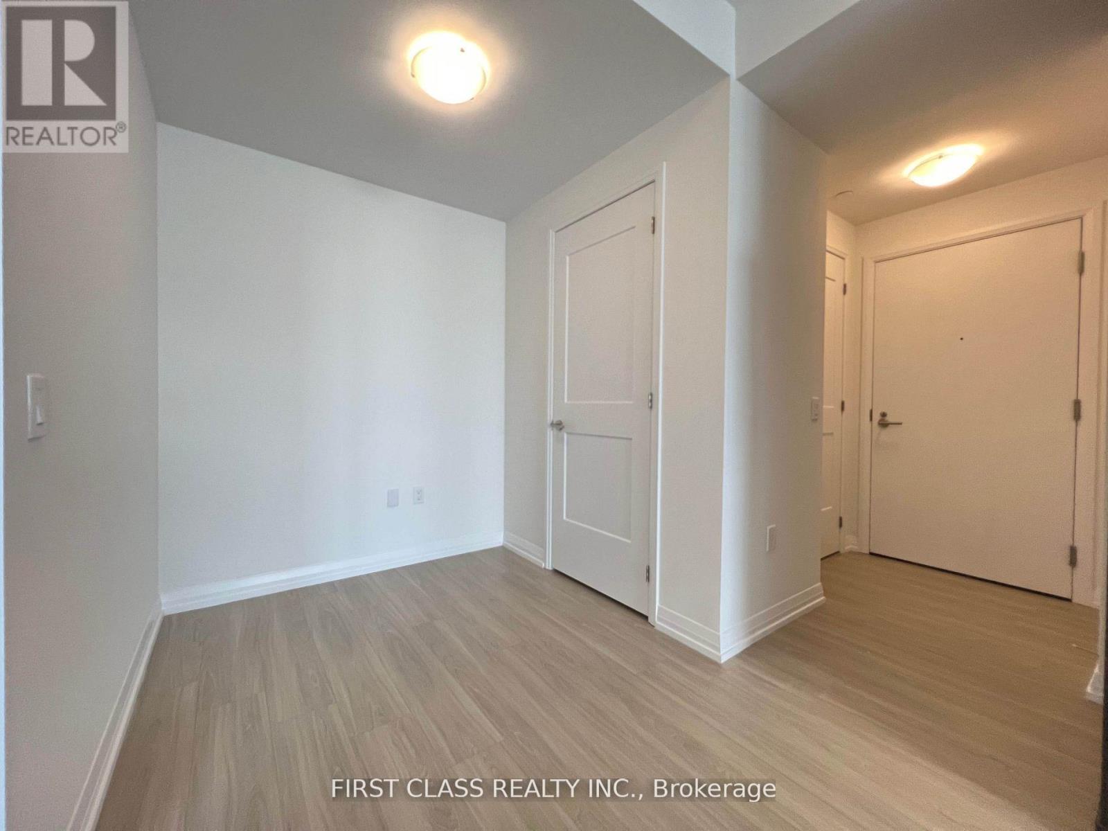 2920 - 50 Dunfield Avenue, Toronto, Ontario  M4S 0E4 - Photo 4 - C12177868