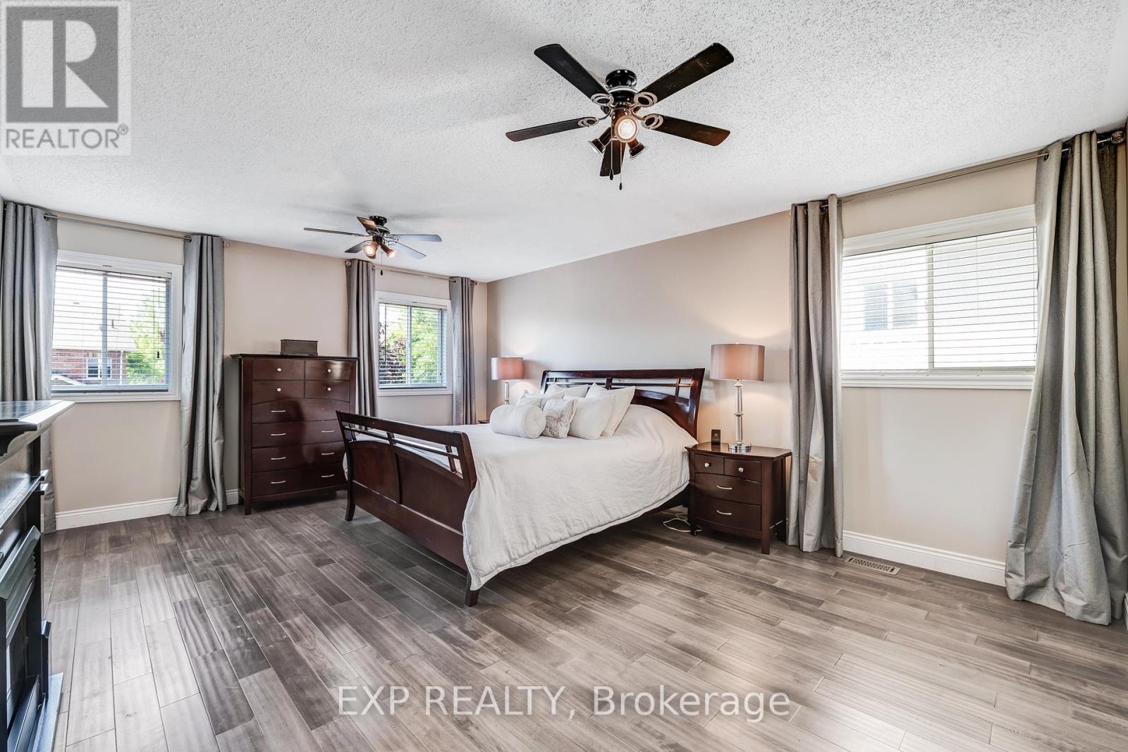 184 Cachet Boulevard, Whitby, Ontario  L1M 2L9 - Photo 24 - E12177839