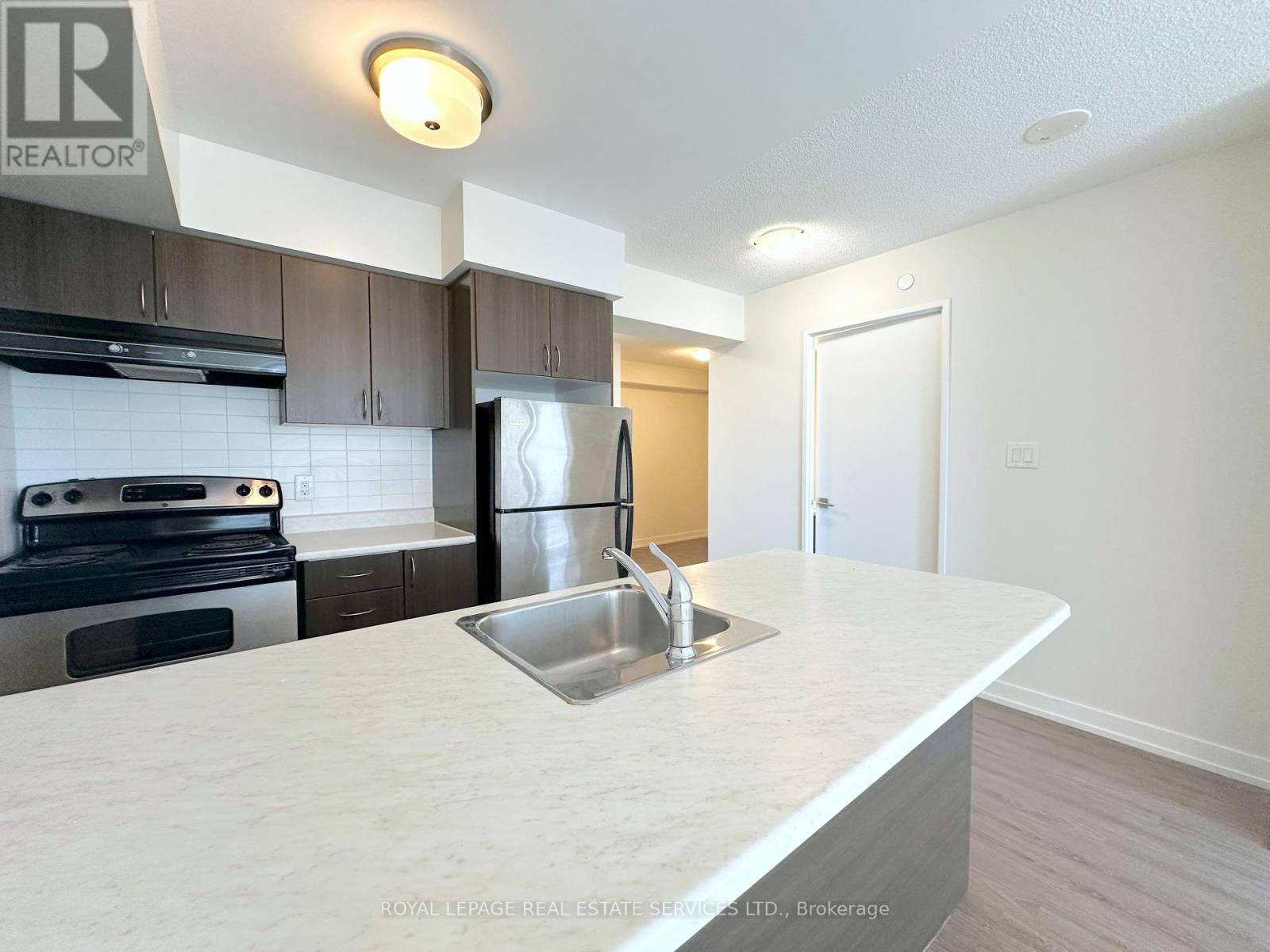 1601 - 73 Bayly Street W, Ajax, Ontario  L1S 7L7 - Photo 2 - E12177851