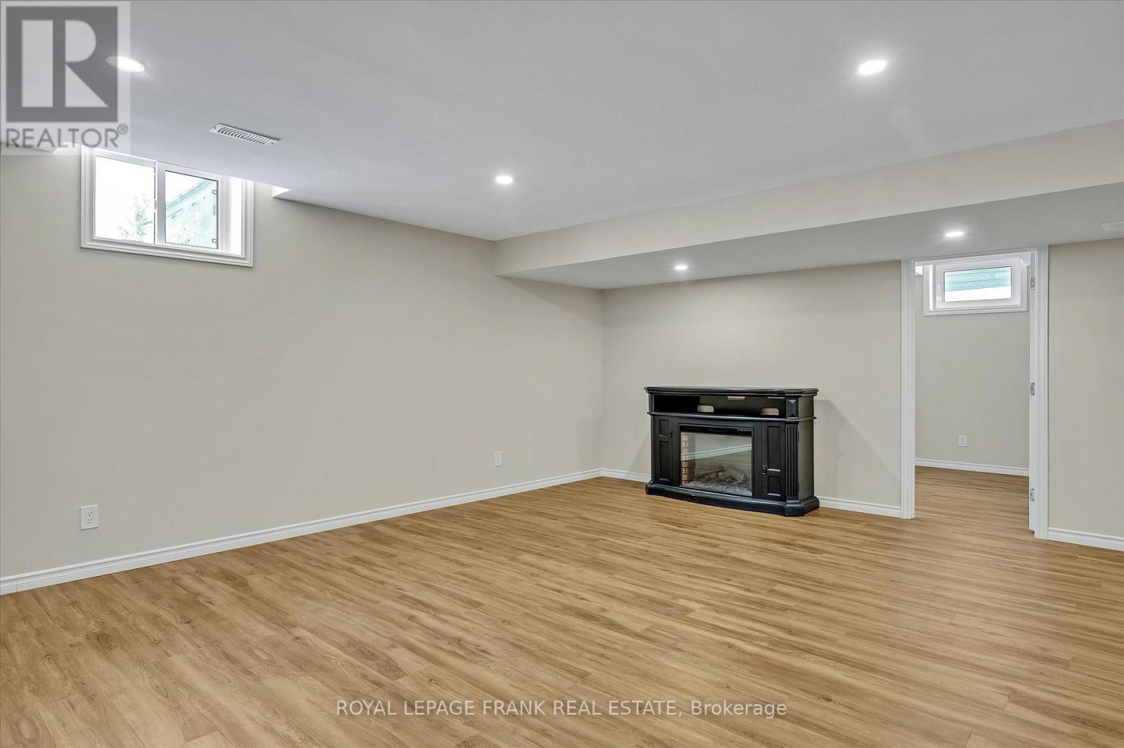8 - 24 Brinton Drive, Peterborough South, Ontario  K9J 8S8 - Photo 34 - X12175190