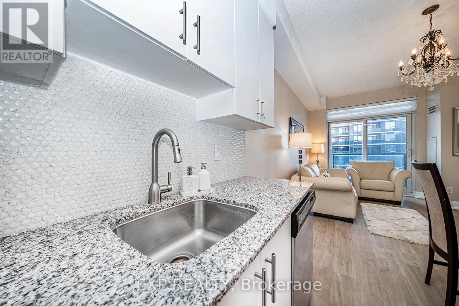606 - 3600 Highway 7 W, Vaughan, Ontario  L4L 0G8 - Photo 17 - N12177830