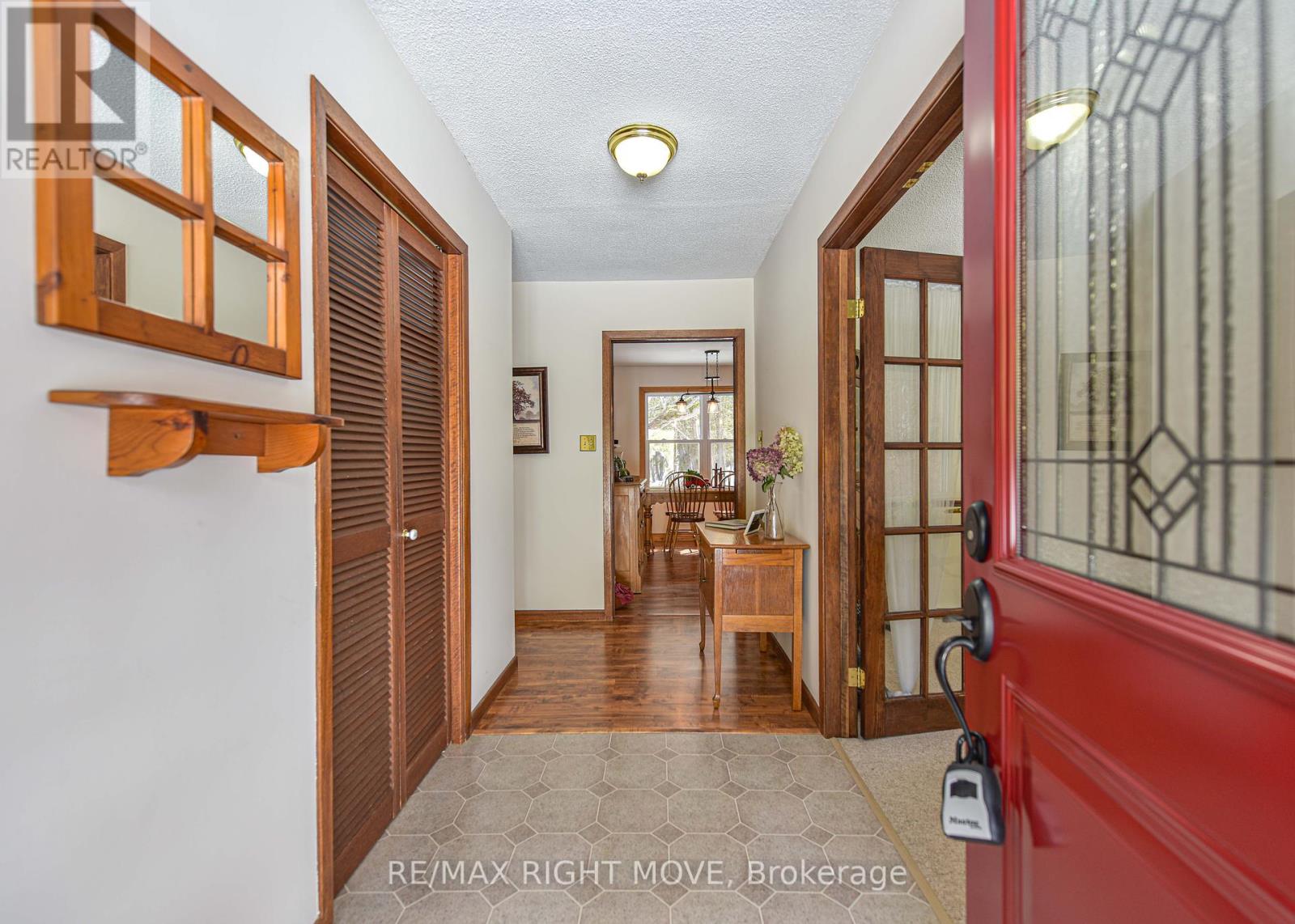 1613 Mt. St. Louis Road E, Oro-Medonte, Ontario  L0K 1E0 - Photo 13 - S12177845