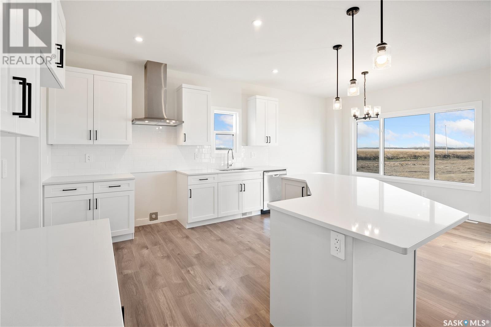 118 Katz Avenue, Saskatoon, Saskatchewan  S7V 1S9 - Photo 8 - SK999716