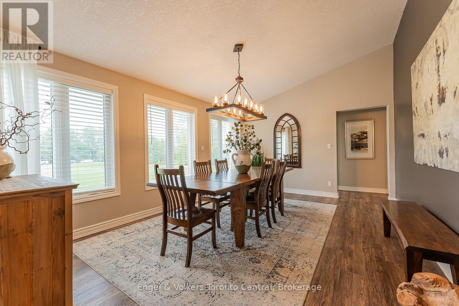 242 Somers Street, Georgian Bluffs, Ontario  N4K 6V5 - Photo 16 - X12047467