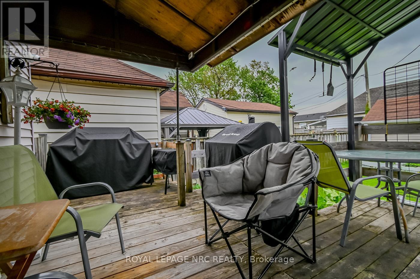 80 Chetwood Street, St. Catharines, Ontario  L2S 2A4 - Photo 3 - X12177968