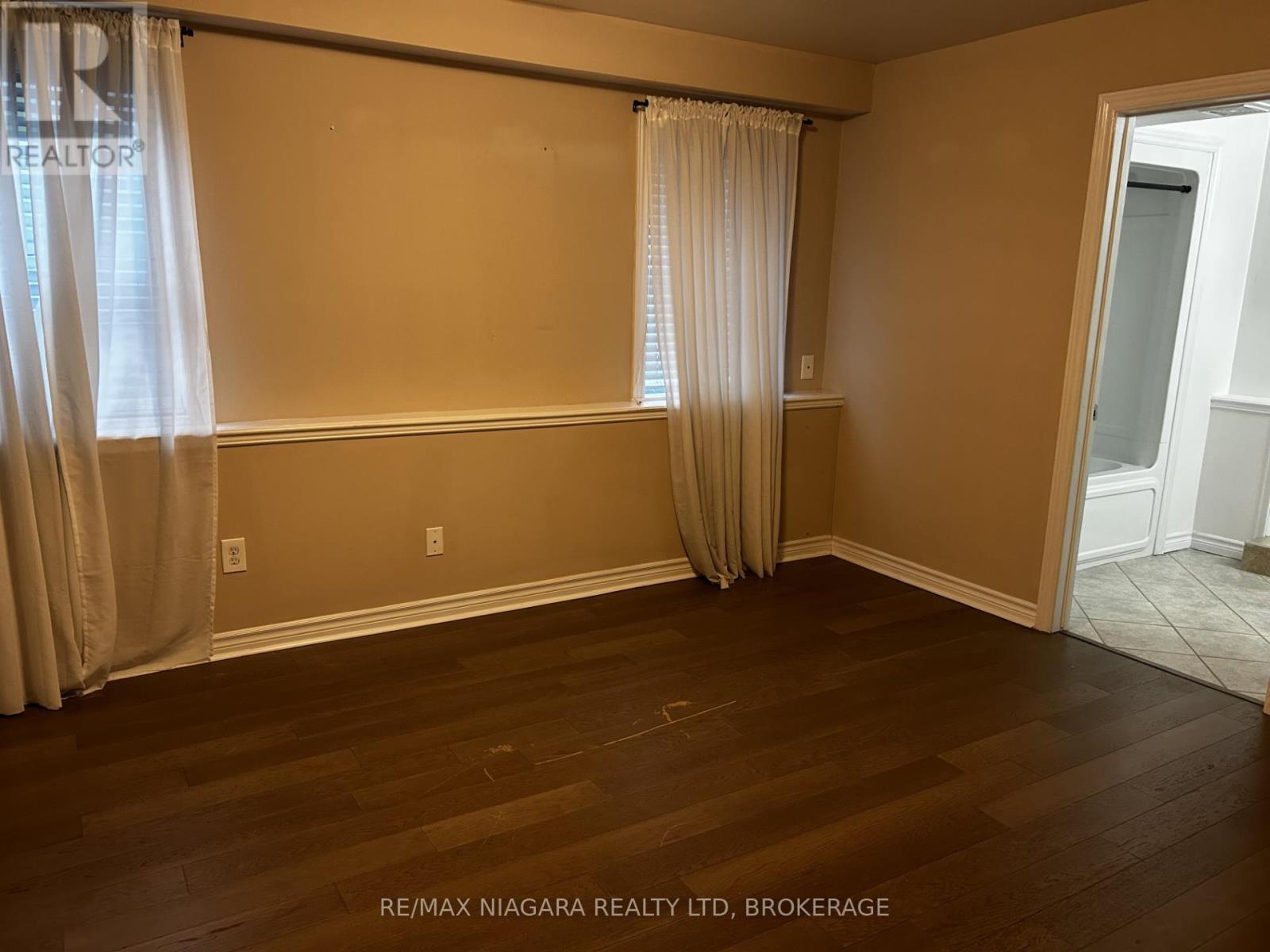 1056 Beach Boulevard, Hamilton, Ontario  L8H 6Z4 - Photo 15 - X12177985