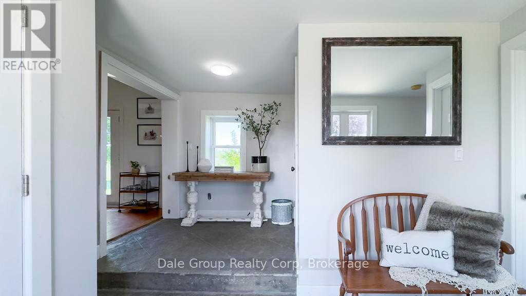41488 Londesboro Road, Central Huron, Ontario N0M 2H0 - Photo 4 - X12177970