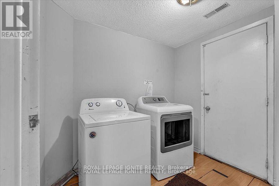 98 Sheldrake Court, Brampton, Ontario  L6Y 2W9 - Photo 19 - W12177364