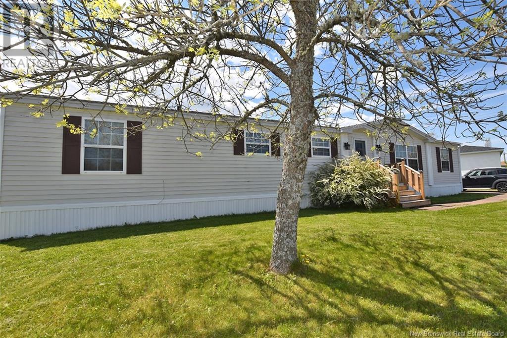 Property at 16 Scotch Pine Road image 2