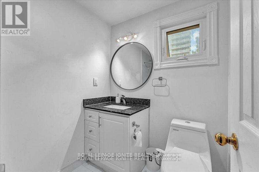 98 Sheldrake Court, Brampton, Ontario  L6Y 2W9 - Photo 10 - W12177364
