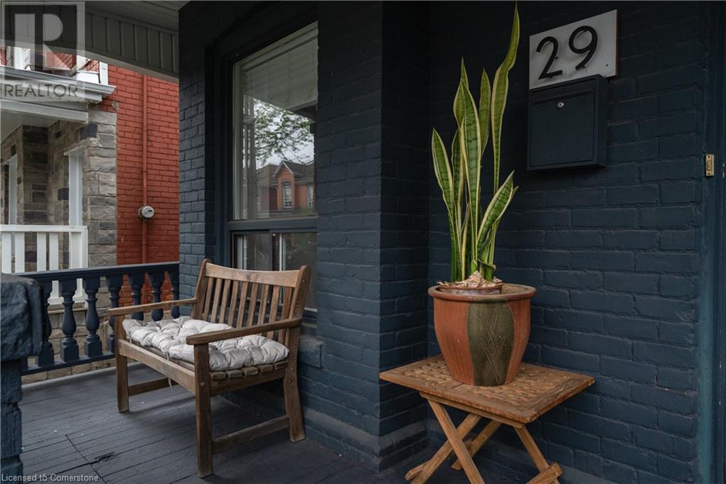 Property at 29 CASE Street image 2