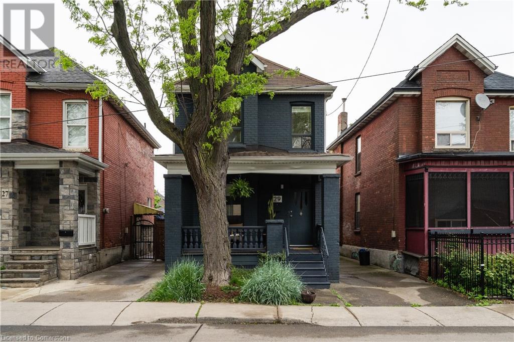 Property at 29 CASE Street image 3