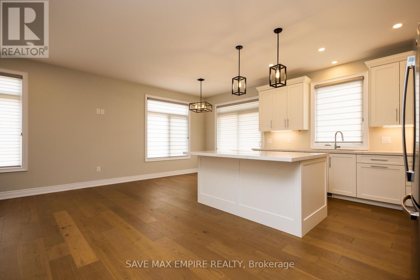 Property at 3580 CANFIELD CRESCENT image 3