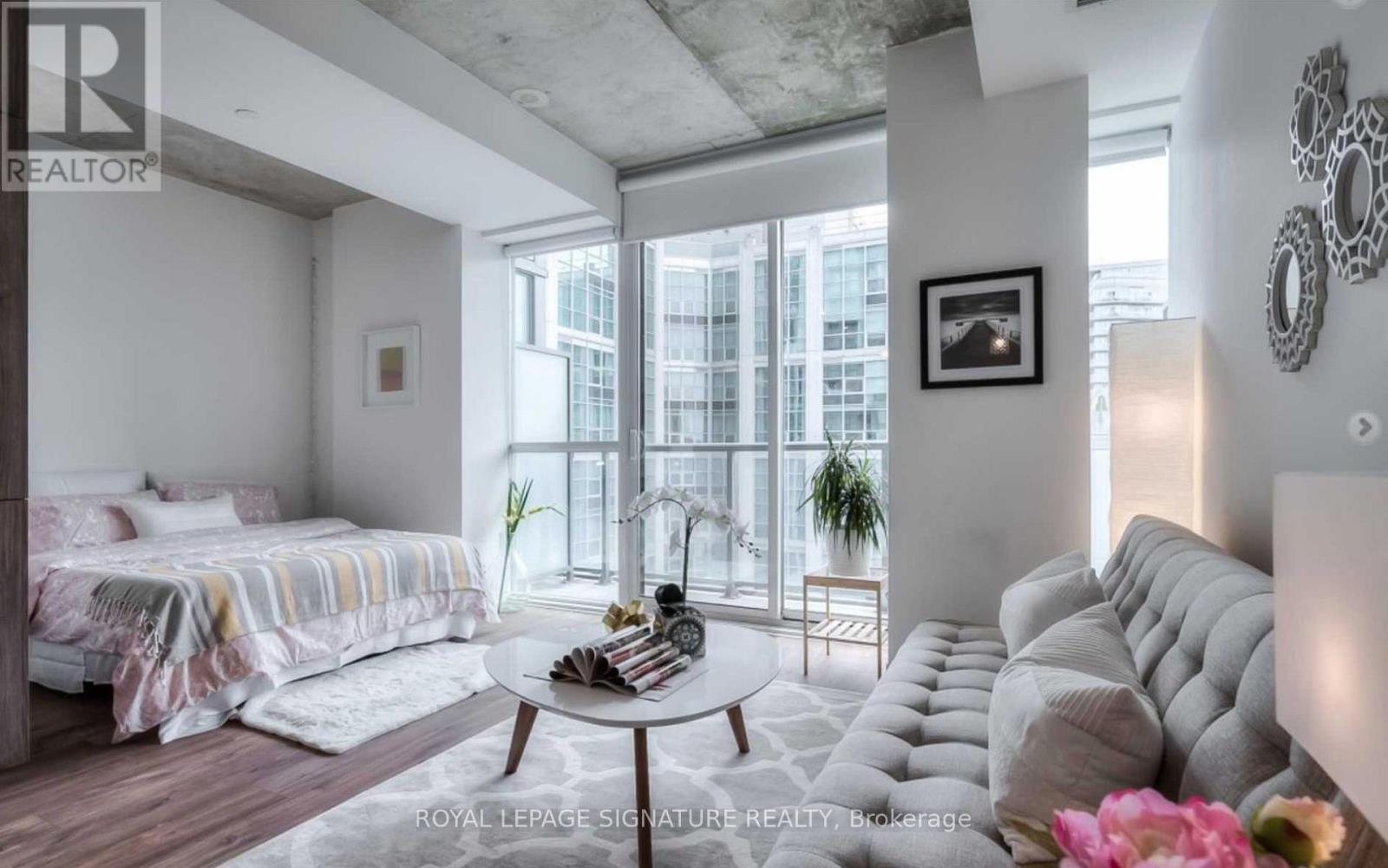 1110 - 88 Blue Jays Way, Toronto (Waterfront Communities), Ontario  M5V 0L7 - Photo 4 - C12177933