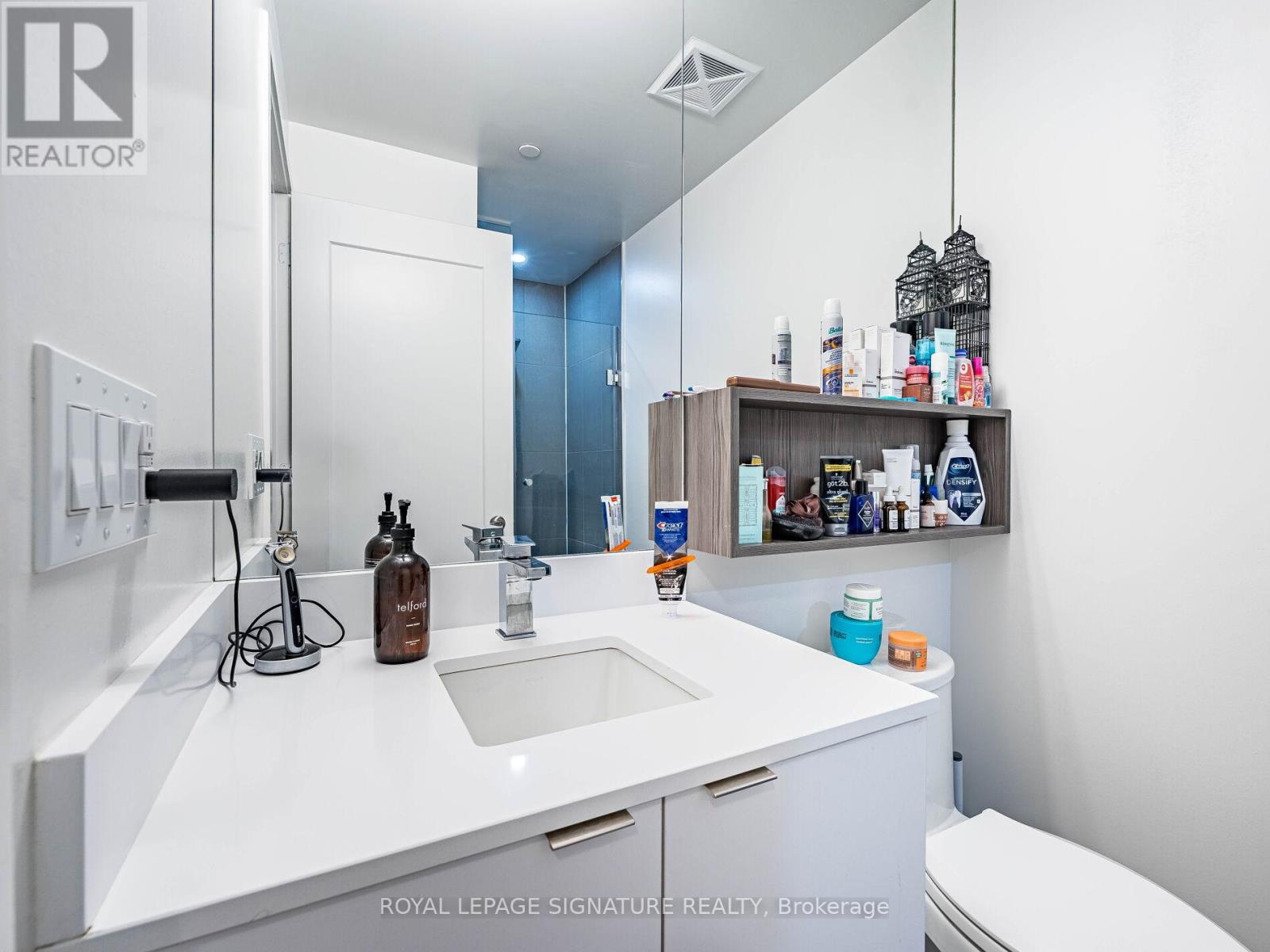 1031 - 60 Princess Street, Toronto (Waterfront Communities), Ontario  M5A 2C7 - Photo 28 - C12177972