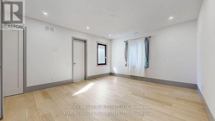 11 Dornfell Street, Toronto (Newtonbrook West), Ontario  M2R 2Y5 - Photo 27 - C12177981