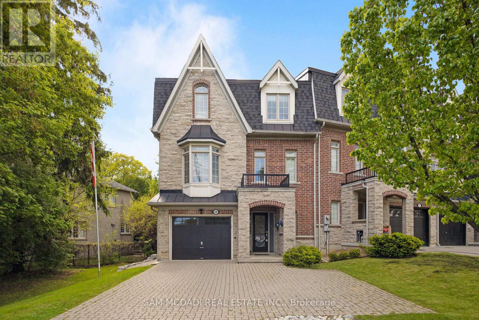 29 PREMIUM WAY, Mississauga, Ontario