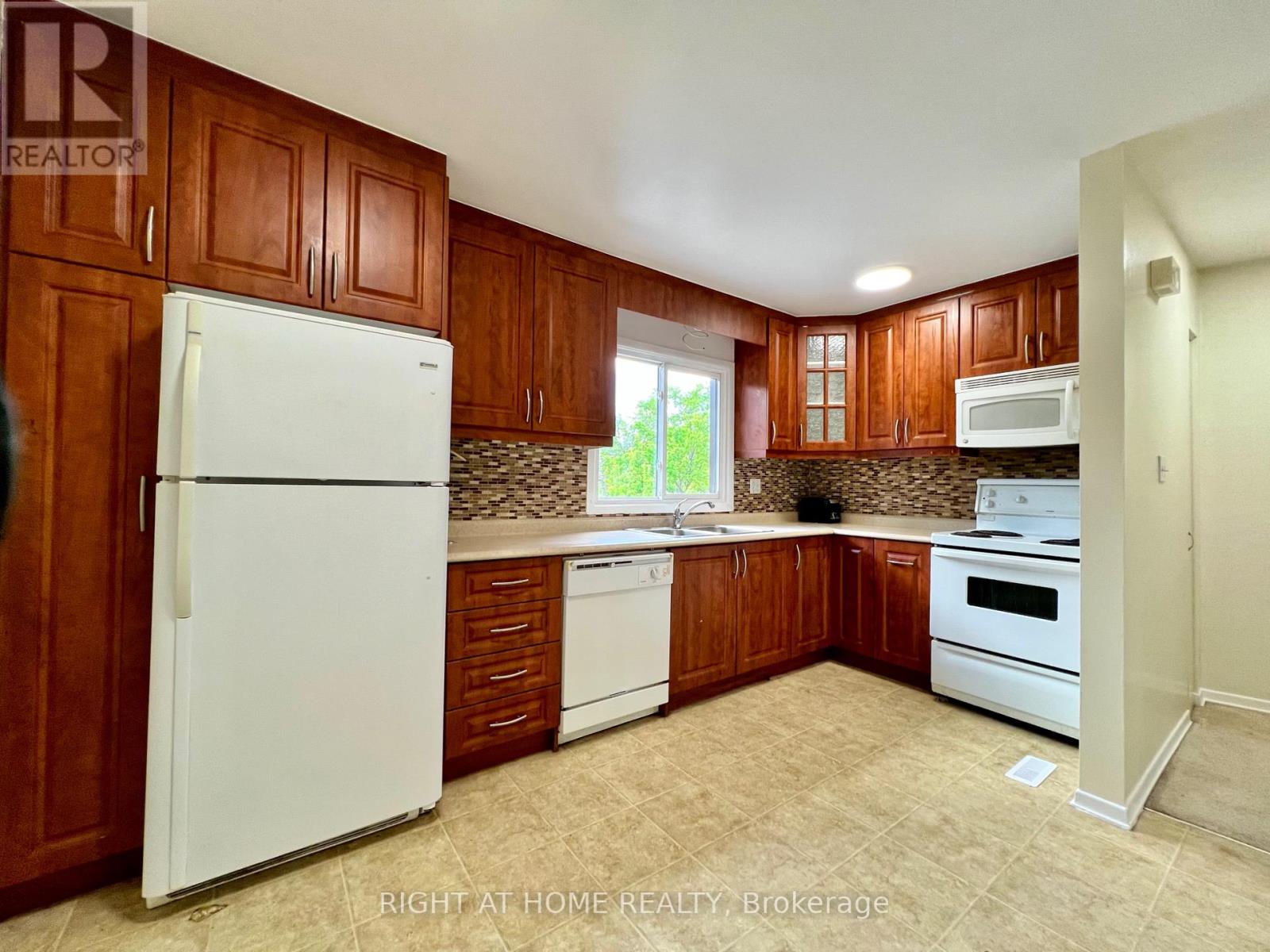 43 - 286 Sprucewood Court, Toronto, Ontario  M1W 1P9 - Photo 15 - E12177897