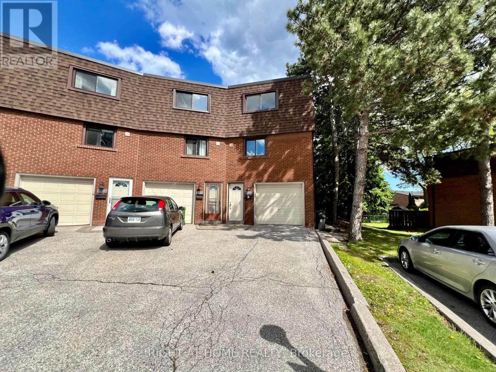 43 - 286 Sprucewood Court, Toronto, Ontario  M1W 1P9 - Photo 2 - E12177897
