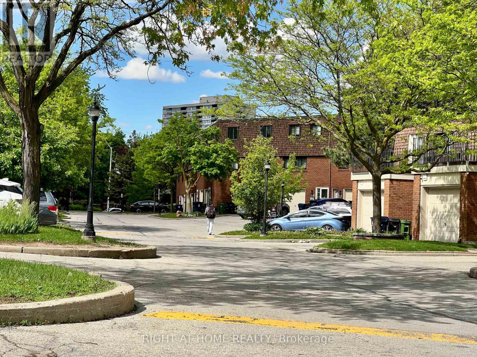 43 - 286 Sprucewood Court, Toronto, Ontario  M1W 1P9 - Photo 3 - E12177897