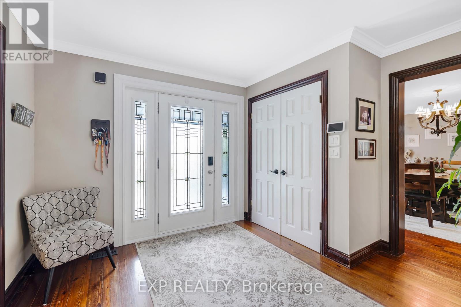20 Brownlee Drive, Bradford West Gwillimbury, Ontario  L3Z 2A4 - Photo 4 - N12177898