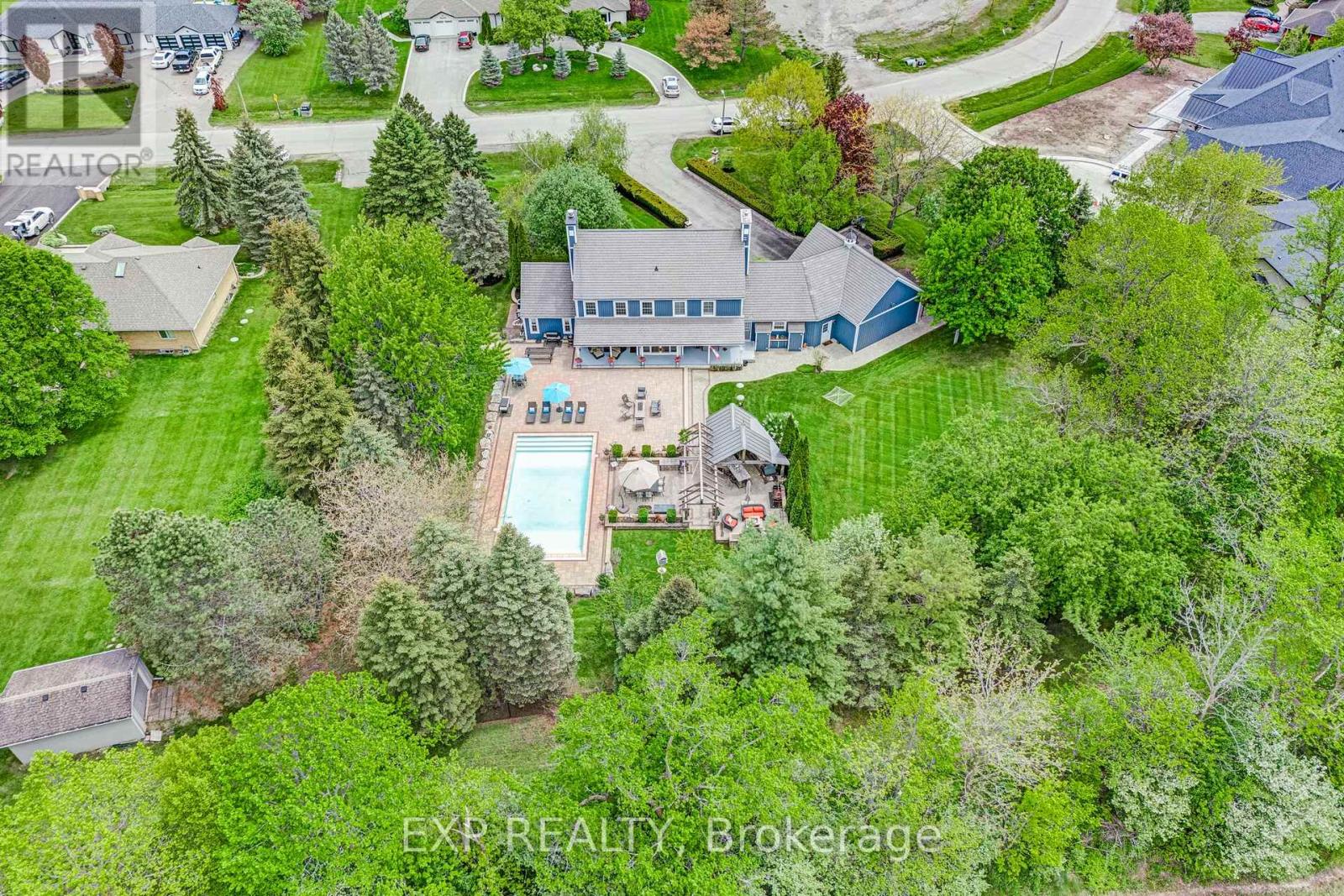 20 Brownlee Drive, Bradford West Gwillimbury, Ontario  L3Z 2A4 - Photo 50 - N12177898