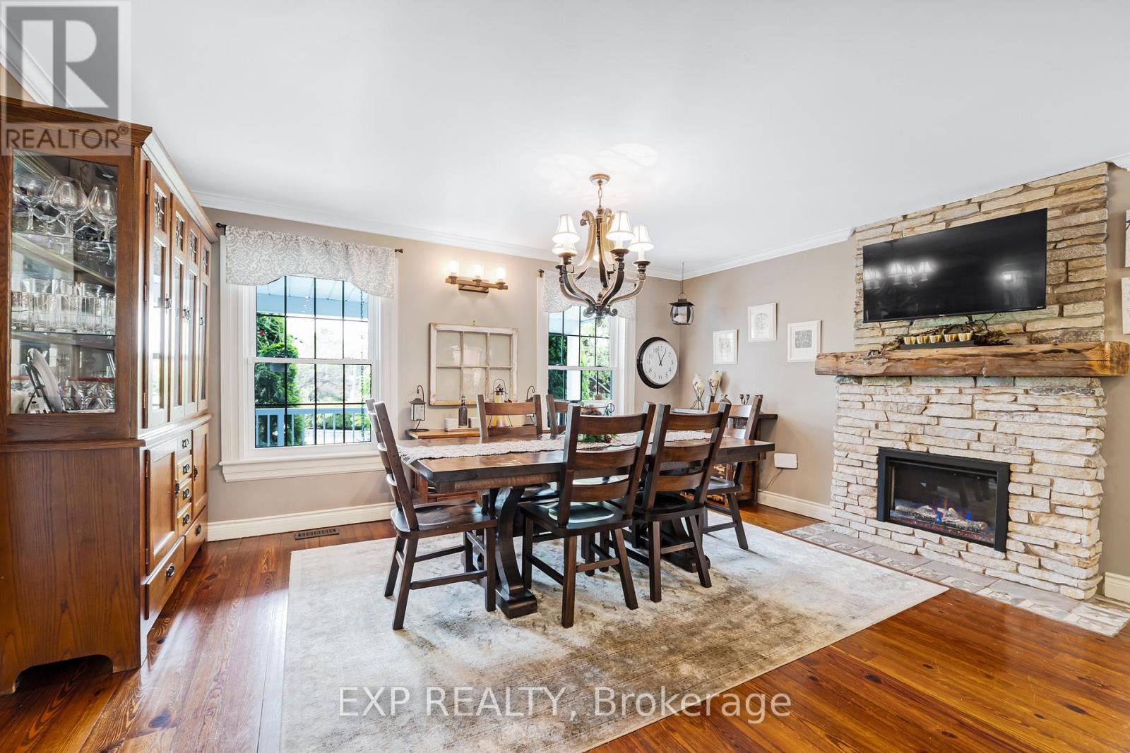 20 Brownlee Drive, Bradford West Gwillimbury, Ontario  L3Z 2A4 - Photo 6 - N12177898