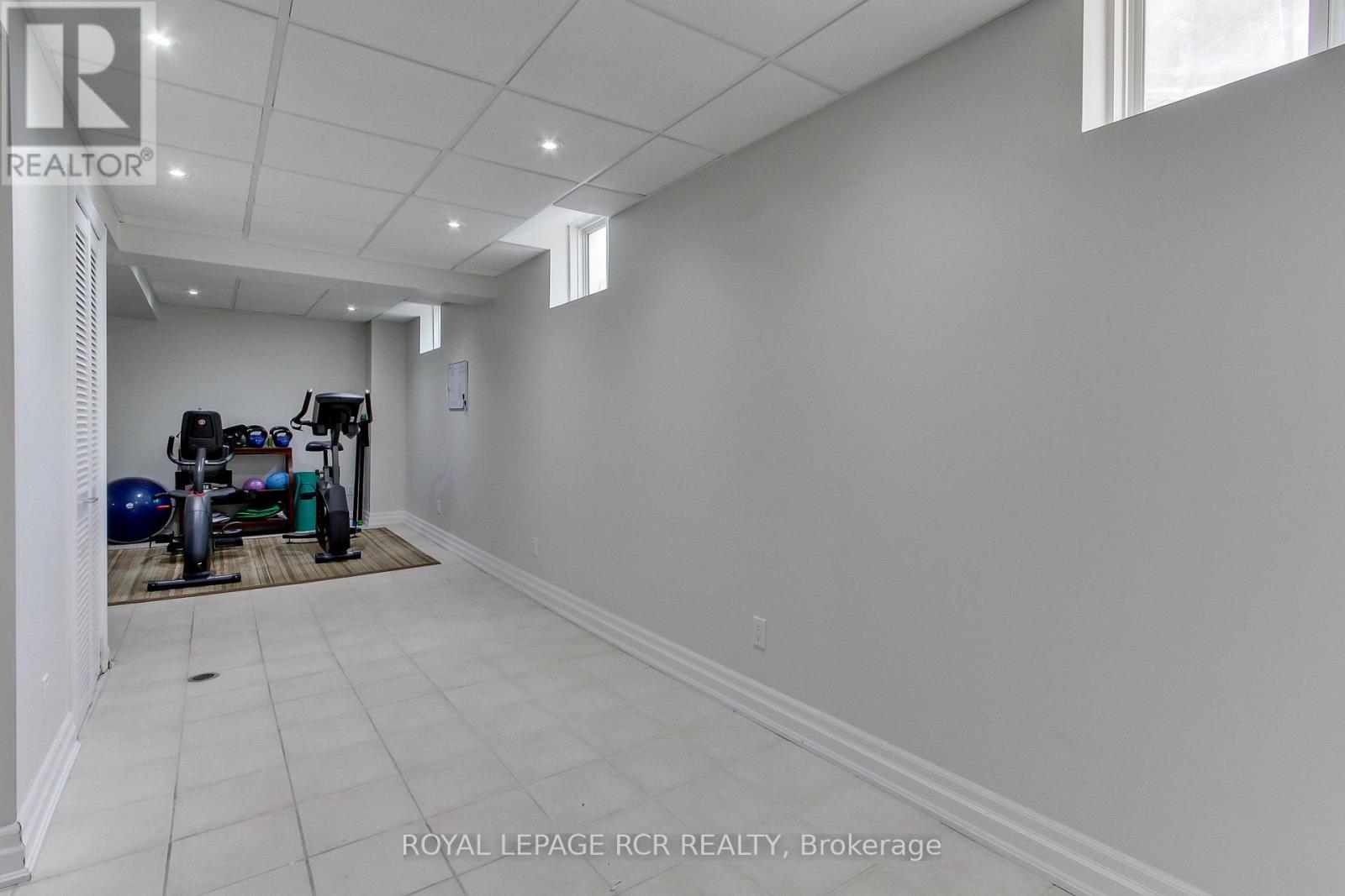 42 Depeuter Crescent, Bradford West Gwillimbury (Bradford), Ontario  L3Z 3A3 - Photo 36 - N12177941