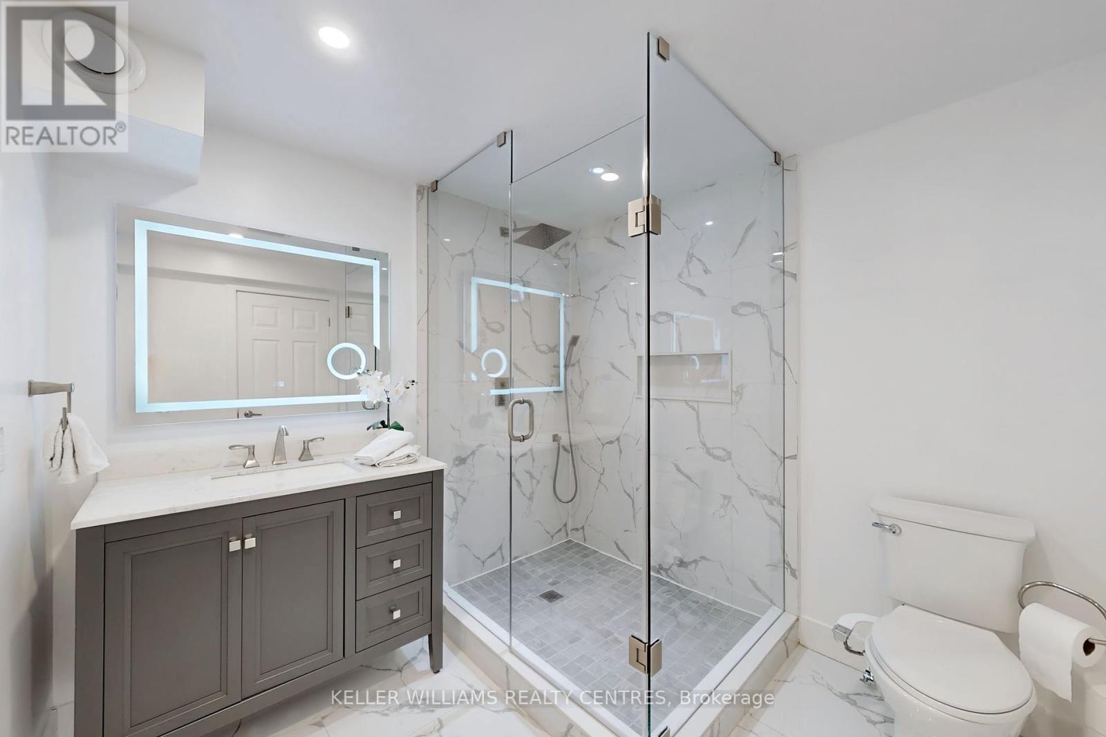 247 Paradelle Drive, Richmond Hill, Ontario  L4E 1B9 - Photo 26 - N12177952
