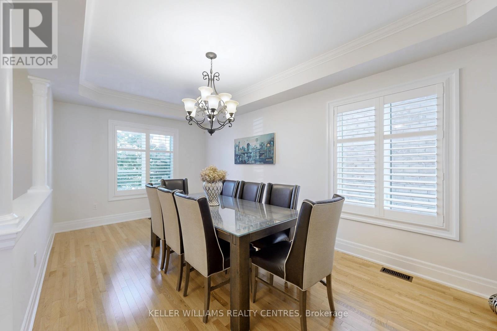 247 Paradelle Drive, Richmond Hill, Ontario  L4E 1B9 - Photo 4 - N12177952