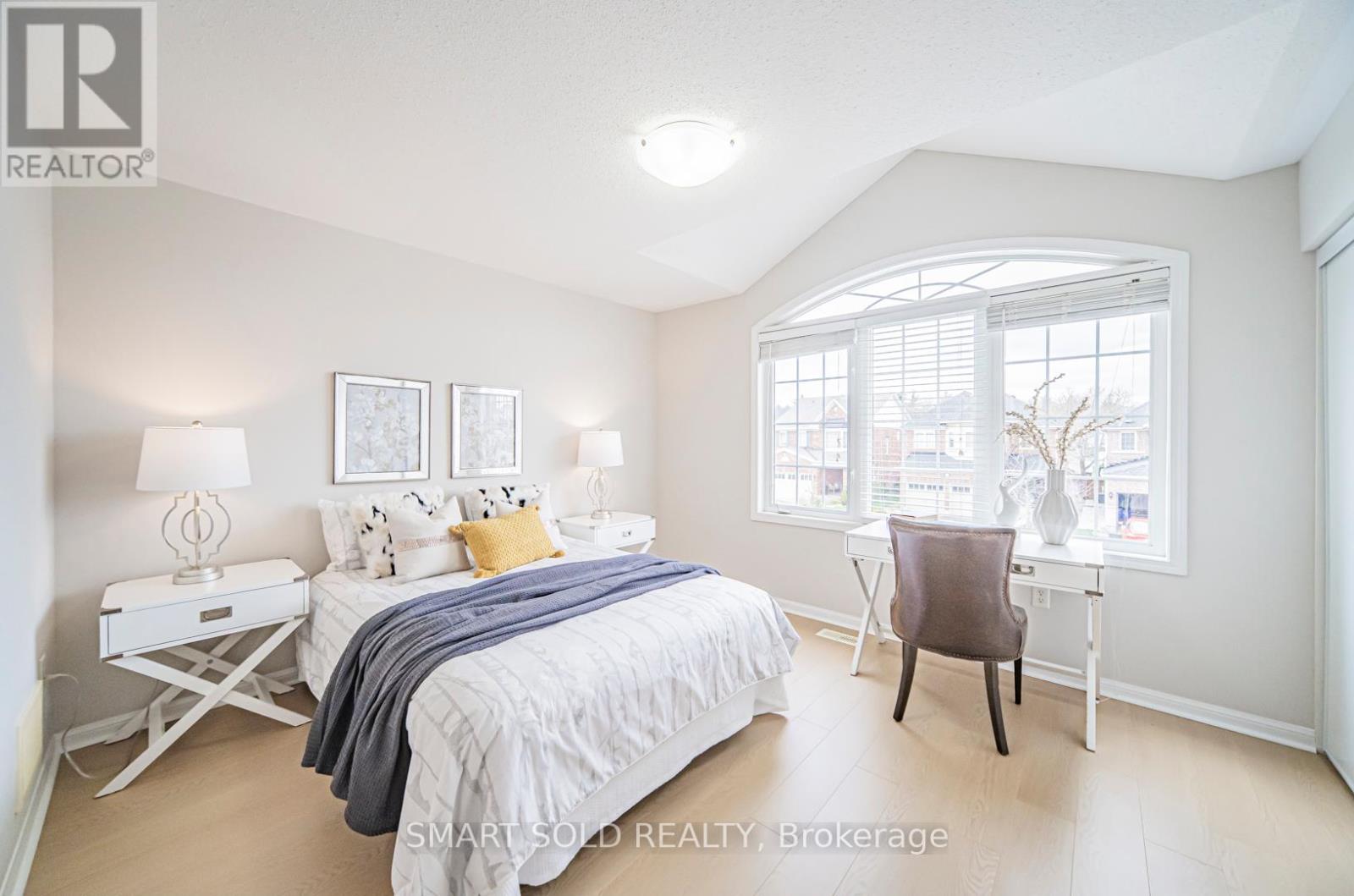 31 Fitzwilliam Avenue, Richmond Hill, Ontario  L4E 4N8 - Photo 29 - N12177954