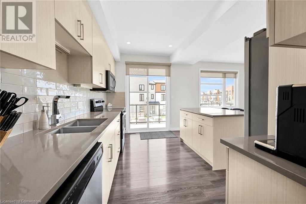 Photo 20 of 46 for 904 West Village Square