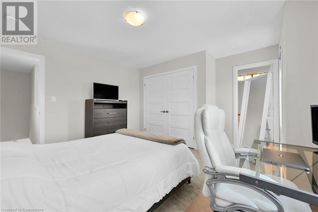 Photo 35 of 46 for 904 West Village Square