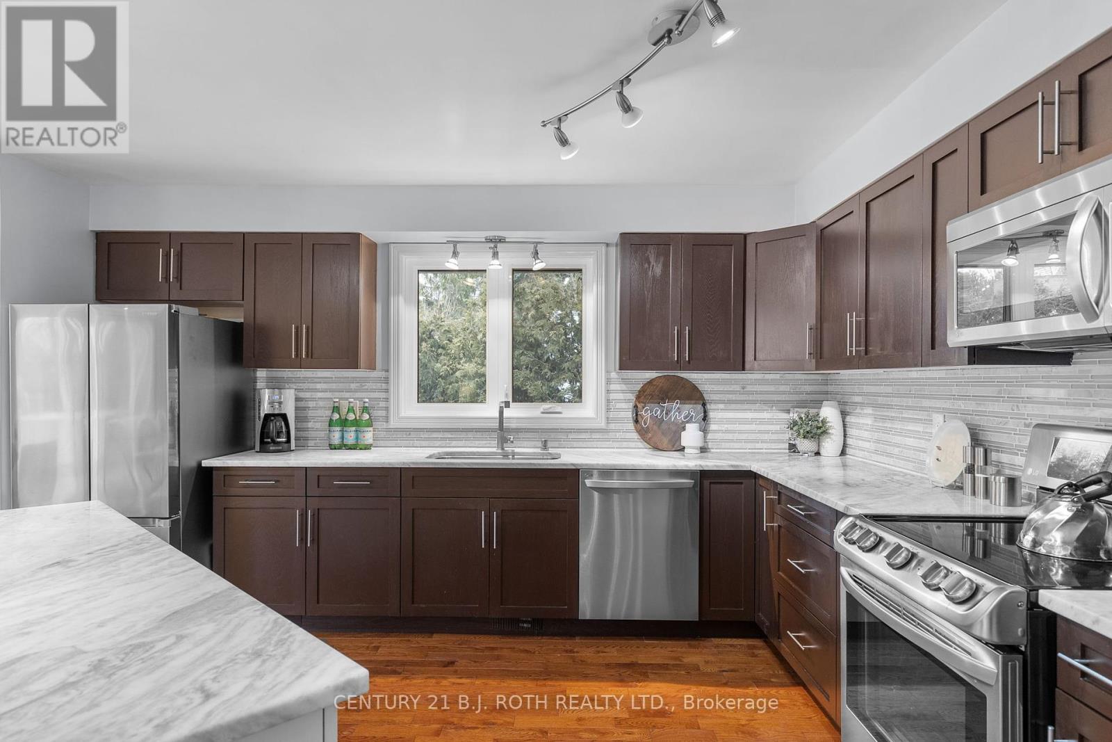 2679 Lakeshore Road E, Oro-Medonte, Ontario  L0L 1T0 - Photo 13 - S12177934