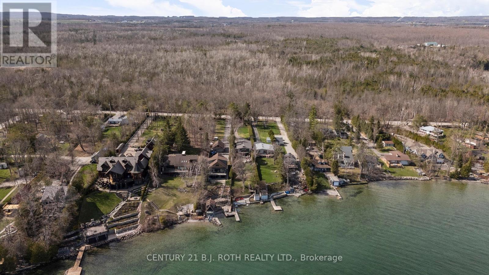 2679 Lakeshore Road E, Oro-Medonte, Ontario  L0L 1T0 - Photo 2 - S12177934
