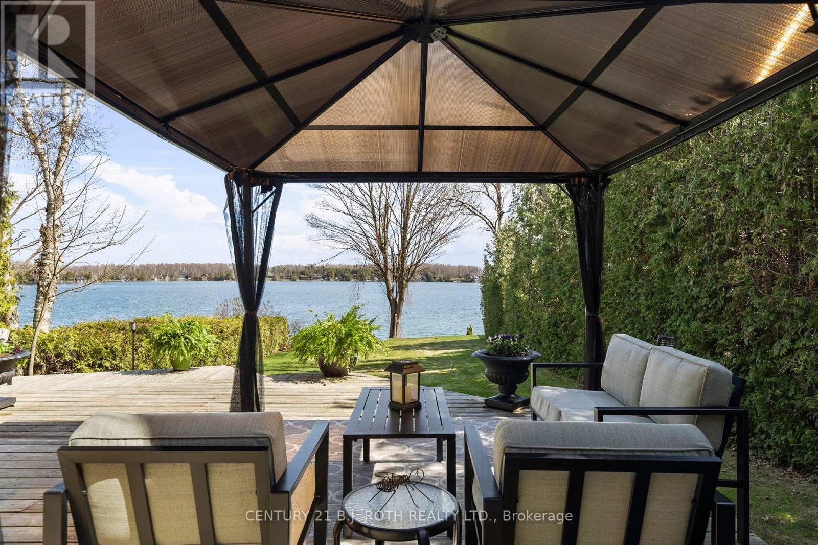2679 Lakeshore Road E, Oro-Medonte, Ontario  L0L 1T0 - Photo 35 - S12177934