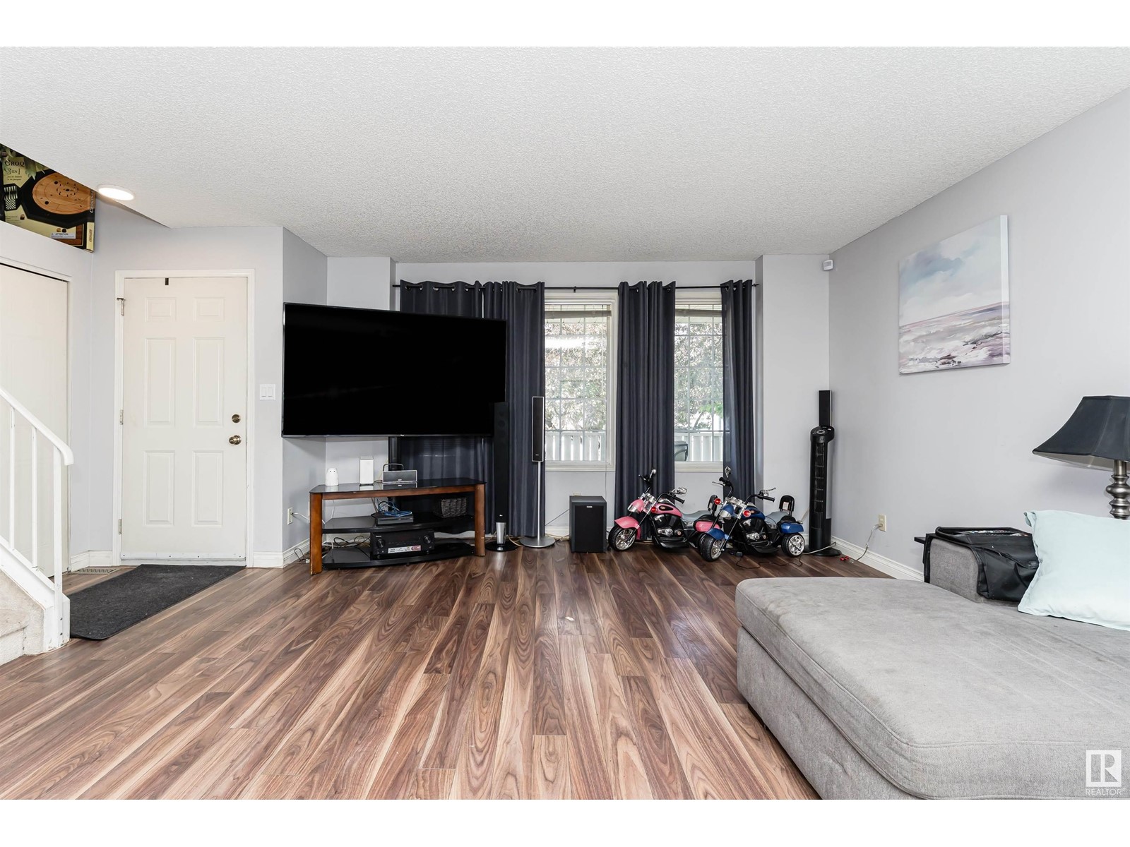 1564 Jarvis Cr Nw, Edmonton, Alberta  T6L 6S3 - Photo 4 - E4438820