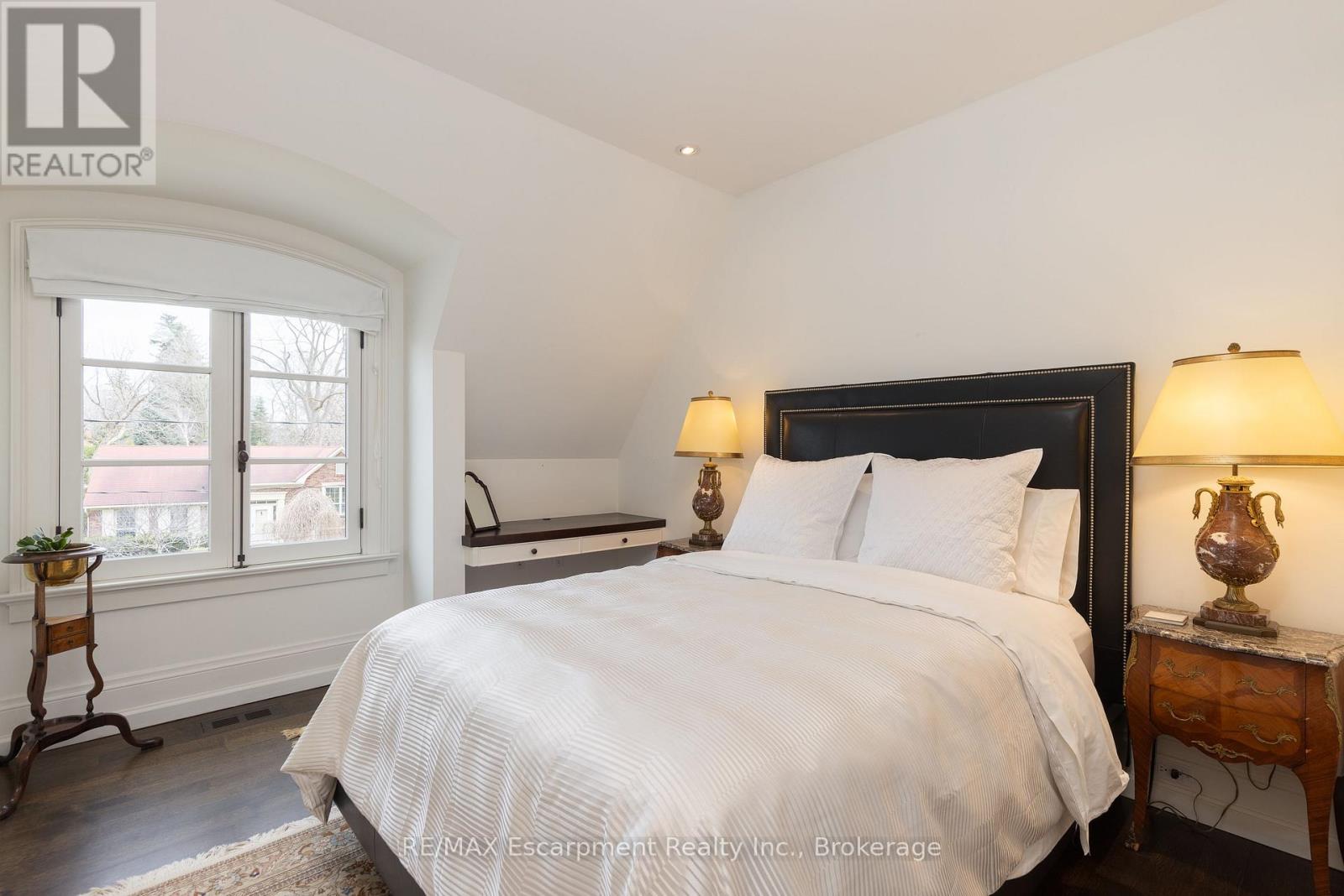 399 Randall Street, Oakville, Ontario  L6J 1R6 - Photo 23 - W12093546