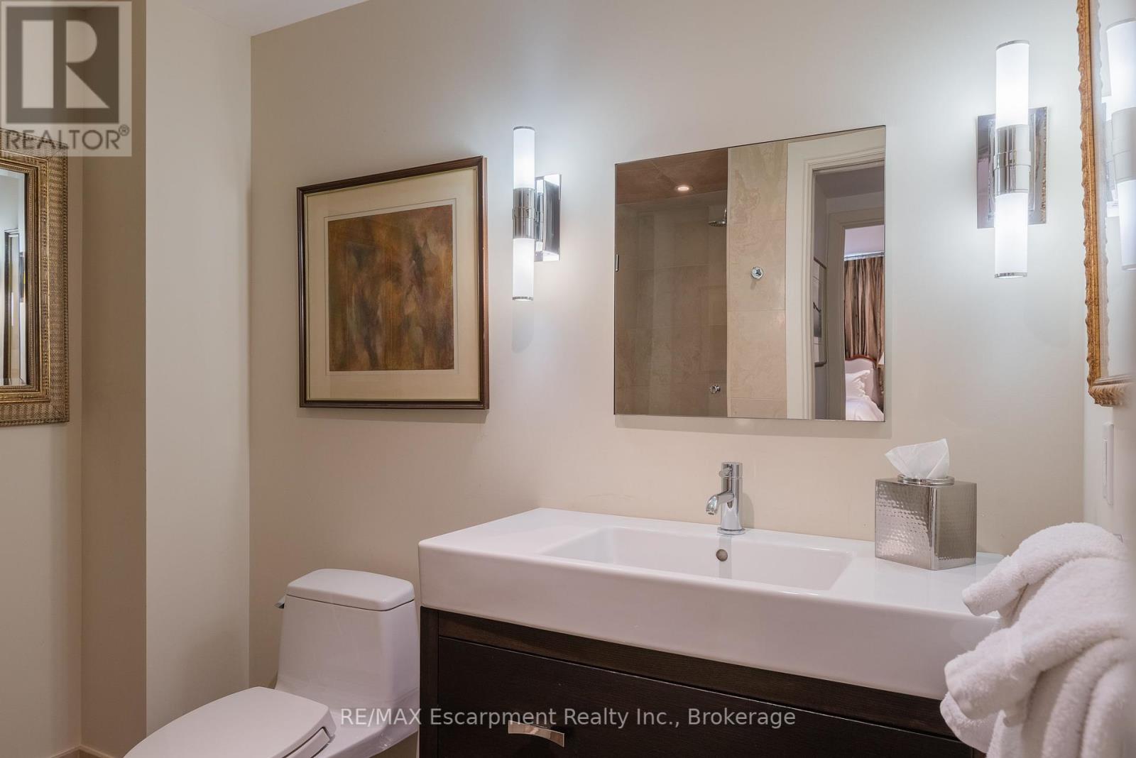 399 Randall Street, Oakville, Ontario  L6J 1R6 - Photo 32 - W12093546