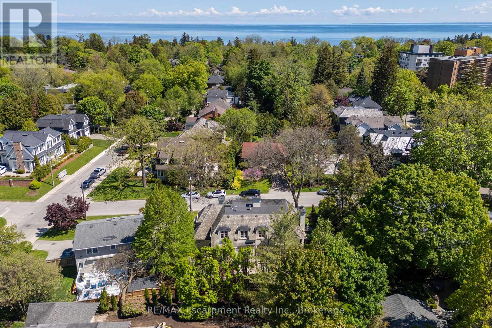 399 Randall Street, Oakville, Ontario  L6J 1R6 - Photo 39 - W12093546
