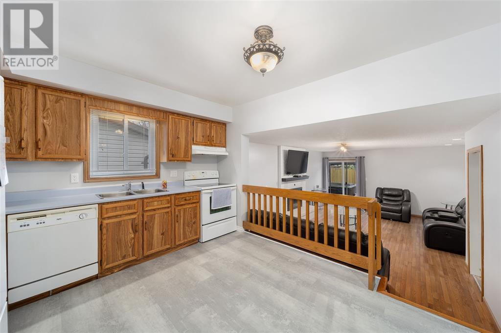 125 Conestoga Drive, Sarnia, Ontario  N7S 5V9 - Photo 16 - 25013287