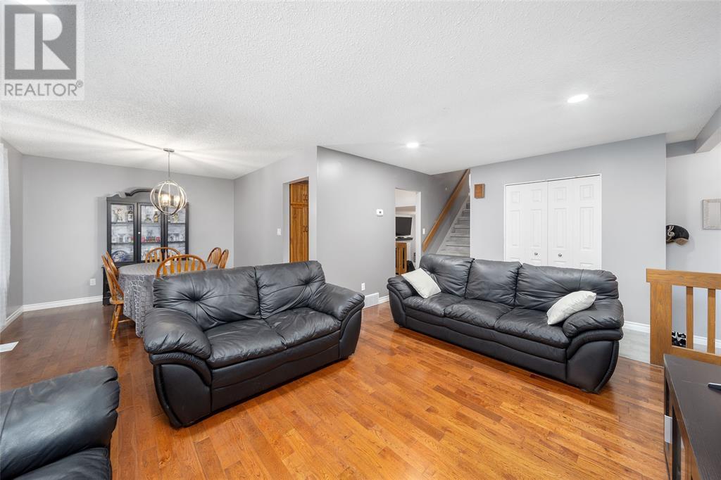 125 Conestoga Drive, Sarnia, Ontario  N7S 5V9 - Photo 12 - 25013287